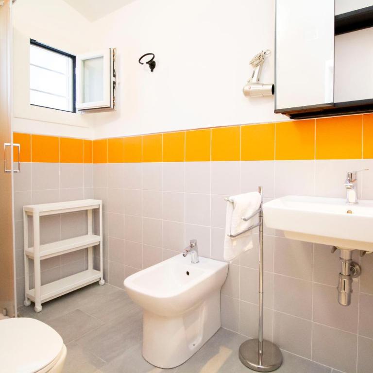 LeS House - Apartment 2 by TuscanyWeGo - Two-Bedroom Apartment - 24