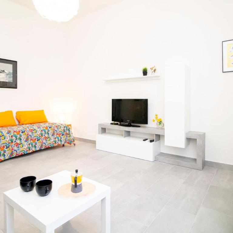 LeS House - Apartment 2 by TuscanyWeGo - Two-Bedroom Apartment - 13