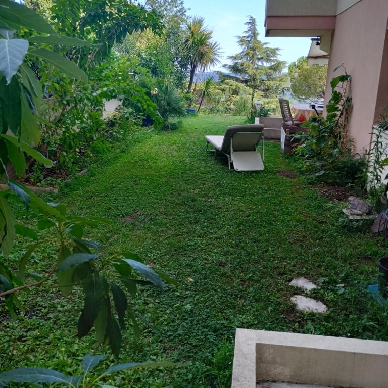 3 pièces avec piscine et jardin - Apartment mit 2 Schlafzimmern und Gartenblick - 16