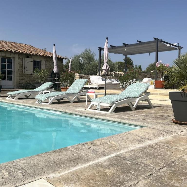 Chambre d'hôtes chez Maguy B-Villa Makeire - Chambre Lit Queen-Size - Vue sur Piscine - 22