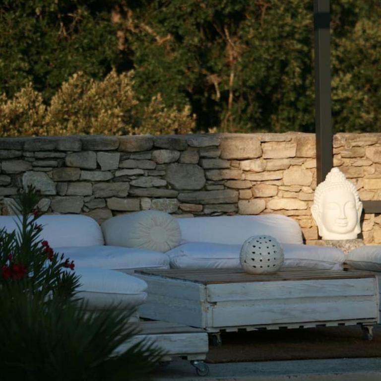 Chambre d'hôtes chez Maguy B-Villa Makeire - Chambre Lit Queen-Size - Vue sur Piscine - 18
