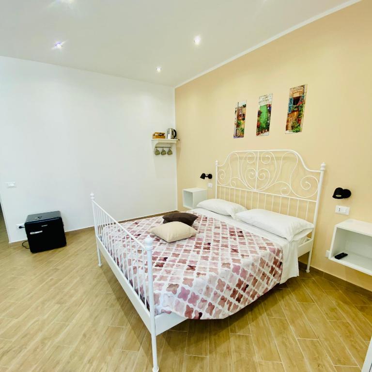 Pindemonte Suites - Camera Matrimoniale - 5