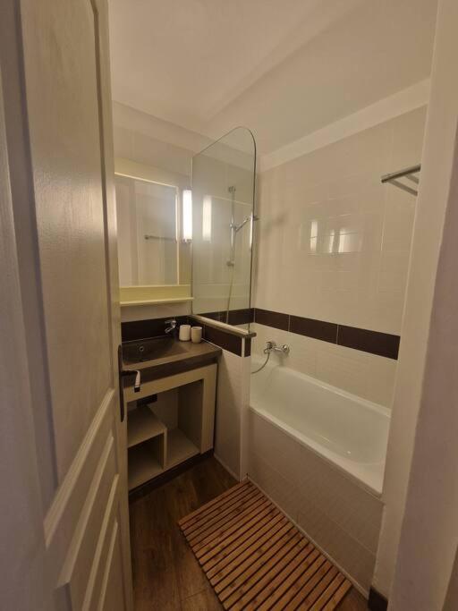 Cap Esterel/Cœur Village/RDJ - Apartment mit 2 Schlafzimmern - 39
