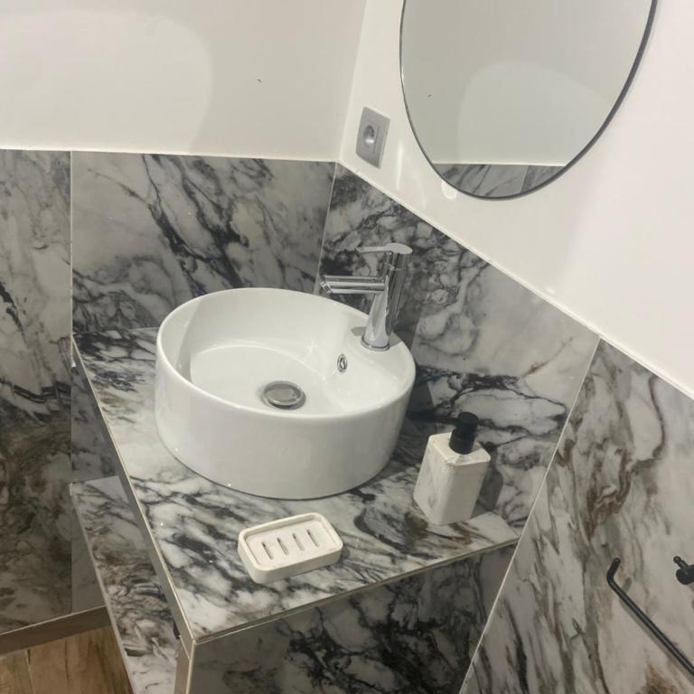Why Not Jacuzzi - Chambre Double - 6