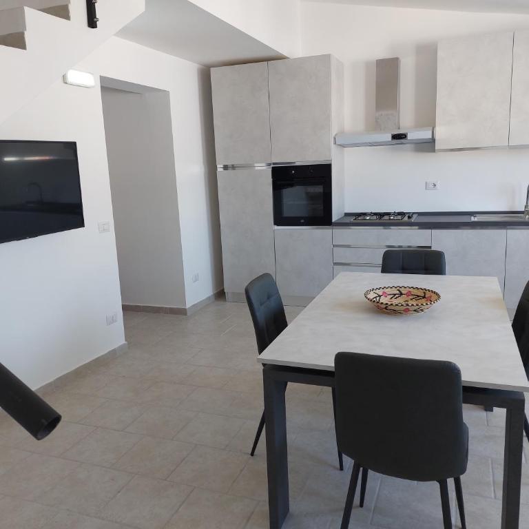 Levante - Superior Studio - 2