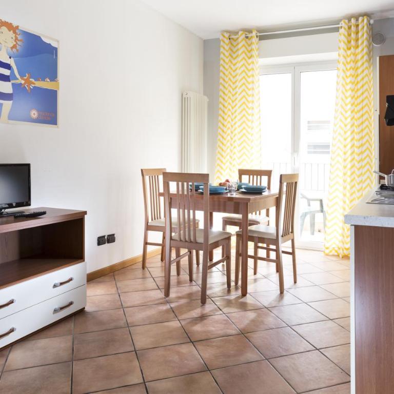 Residence Del Sole - Appartamento con 2 Camere da Letto e Balcone - 4
