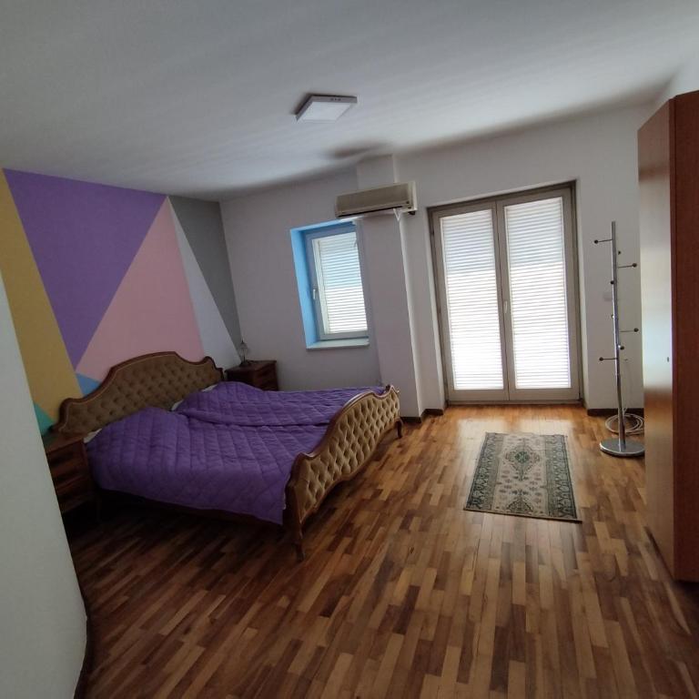 Villa Ema rooms - Dvokrevetna Soba sa Bračnim Krevetom i Zajedničkim Kupatilom - 9