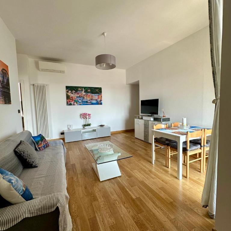 Due Passi dal Porto - Appartamento con 2 Camere da Letto - 18
