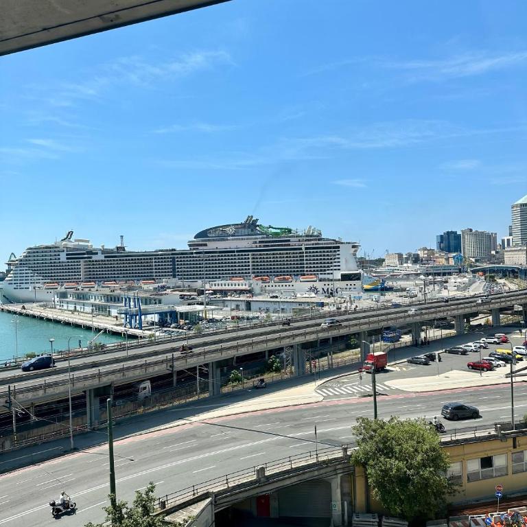 Due Passi dal Porto - Appartamento con 2 Camere da Letto - 29