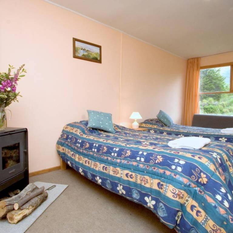 Monte Balmaceda Lodge & Glaciers - Double Room with Mountain View - 3