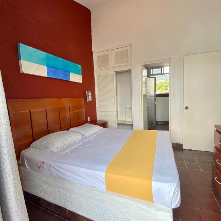 Suites Acapulco Yamba - Standard Suite - 1