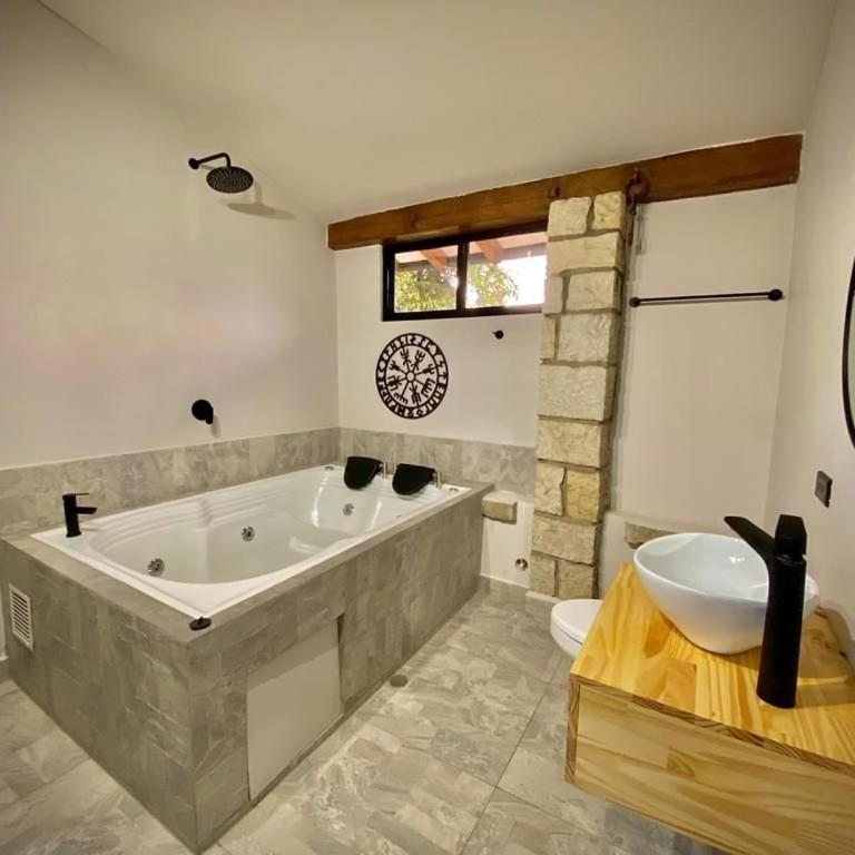 Luxury Villa In Provenza - Eight-Bedroom House - 5