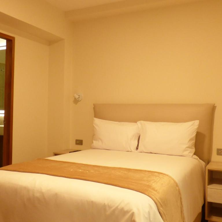 Muña Hotel Andahuaylas - Standard Queen Room - 1
