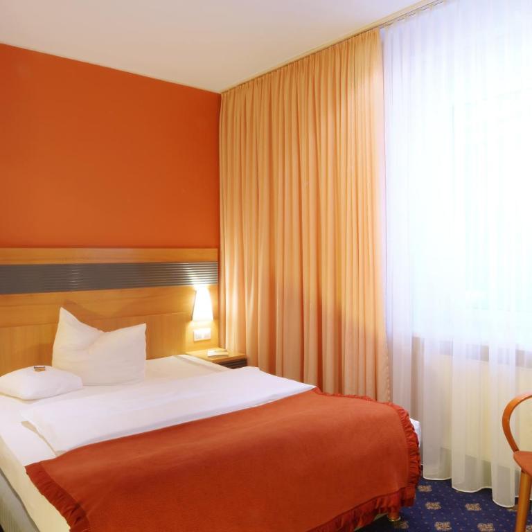 Ringhotel Loew's Merkur - Comfort Single Room - 4
