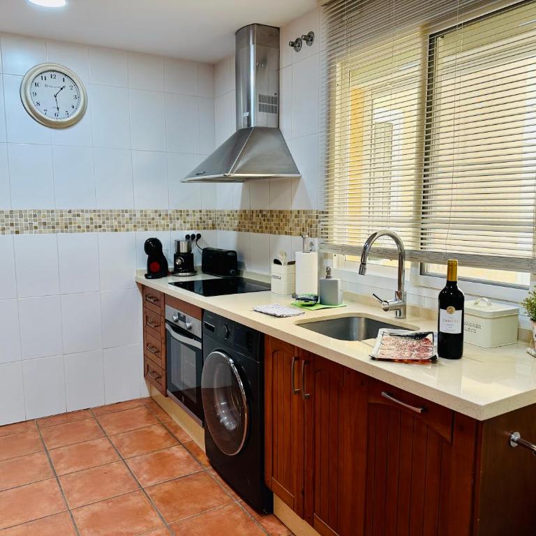 Pepe Beach Vista al Mar Apartment Estepona - Apartamento con vistas al mar - 17