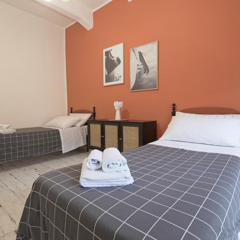 La Sedia Rossa Historical Centre - Two-Bedroom Apartment - 14