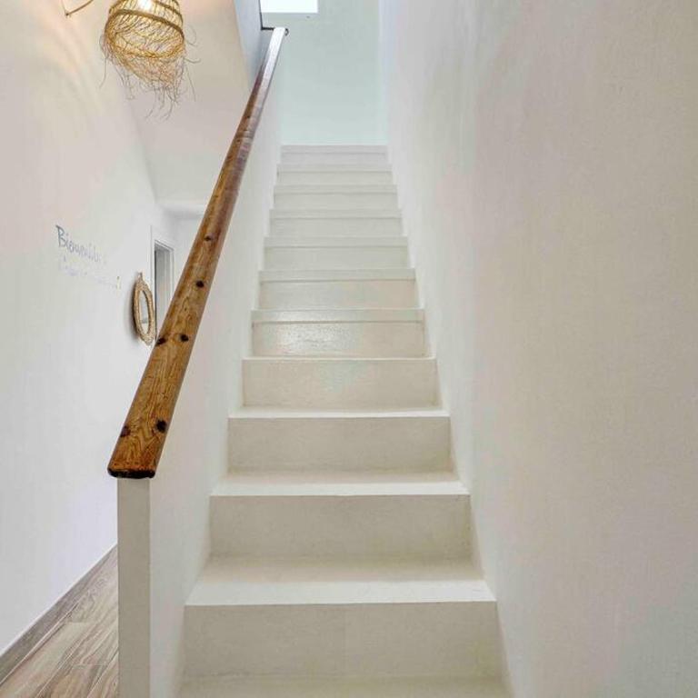 Casa Mandarina: 4 Bedrooms - 2 Terraces - Parking - Casa de 4 dormitorios - 6