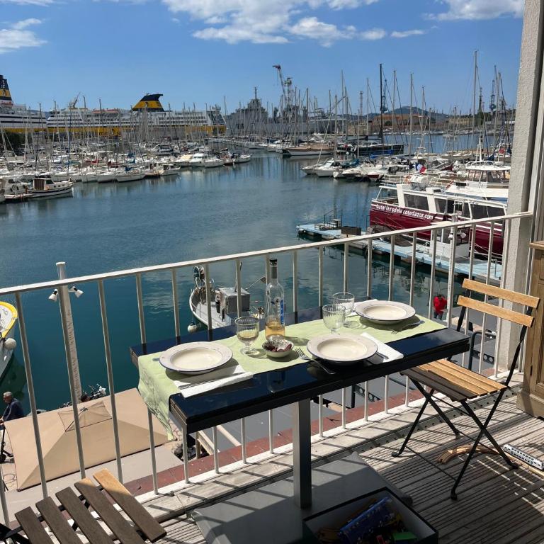 Marinca Port View Toulon - Appartement 2 Chambres - 15