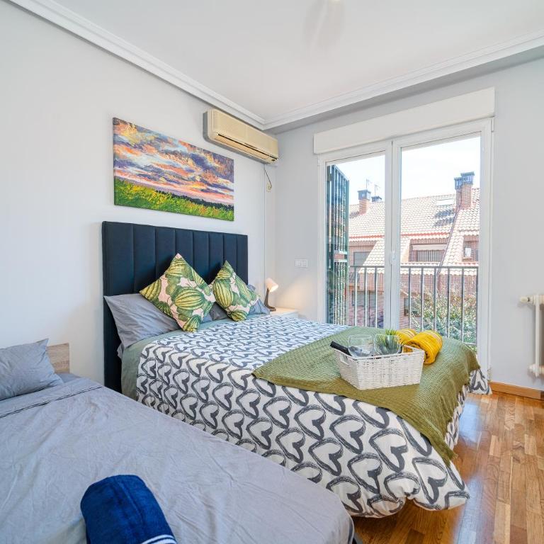L Casa Cafe Madrid El plantio Calle segundo anca 11 madrid 28023 - Double Room with Shared Bathroom - 9