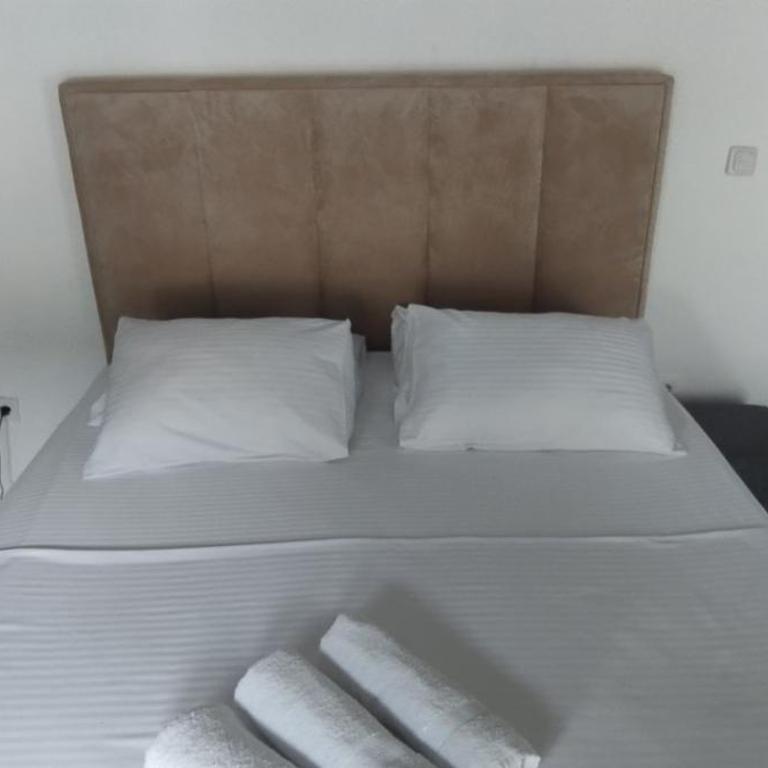Budva stan Natasa - Two-Bedroom Apartment - 18