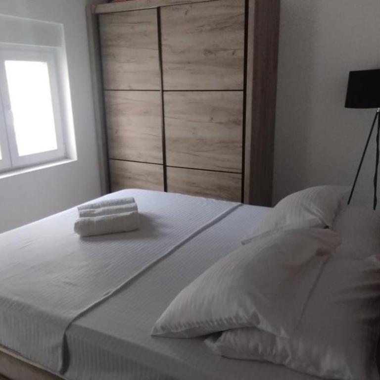 Budva stan Natasa - Two-Bedroom Apartment - 19