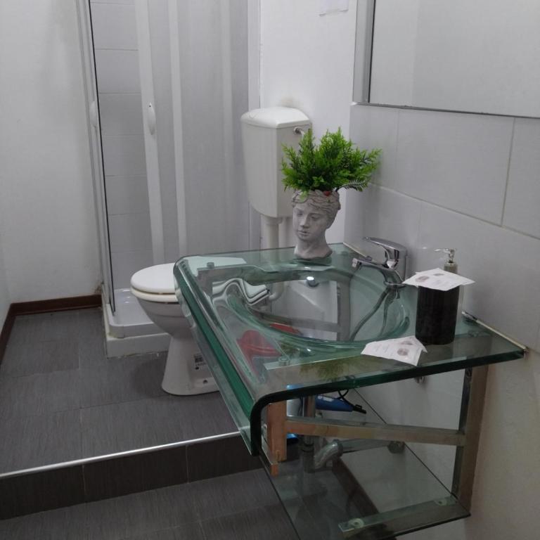 Artemide Rent BedRooms - Quadruple Room with Terrace - 11