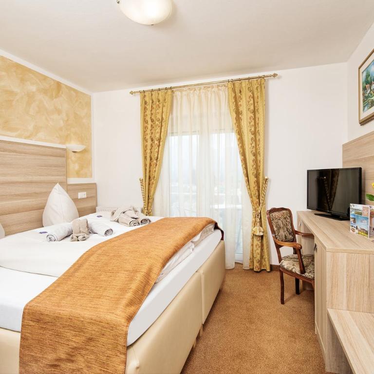 Hotel-Pension Melcher - Standard Doppelzimmer - 1