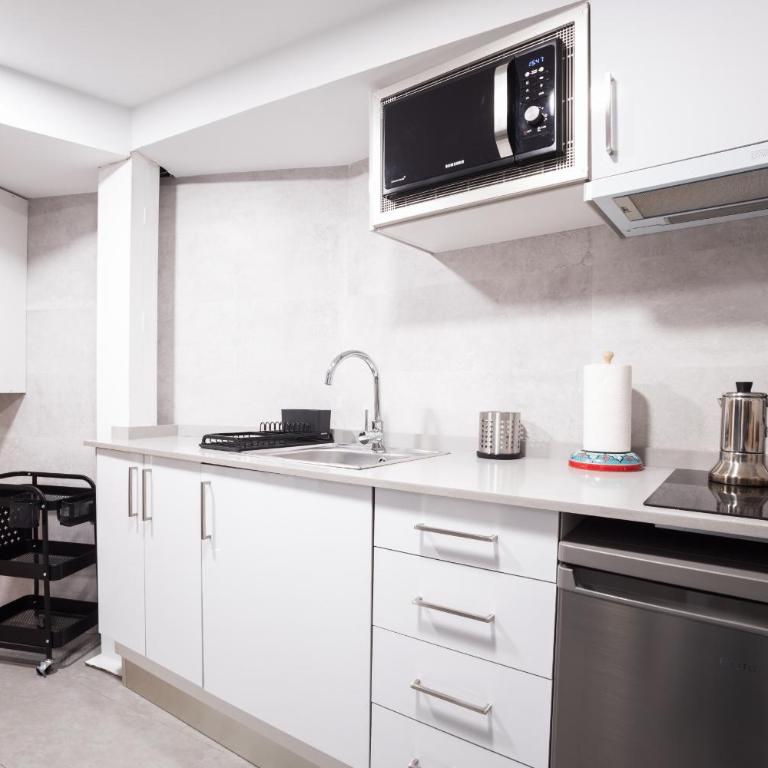 HERMOSA 7 - Two-Bedroom Apartment - 38