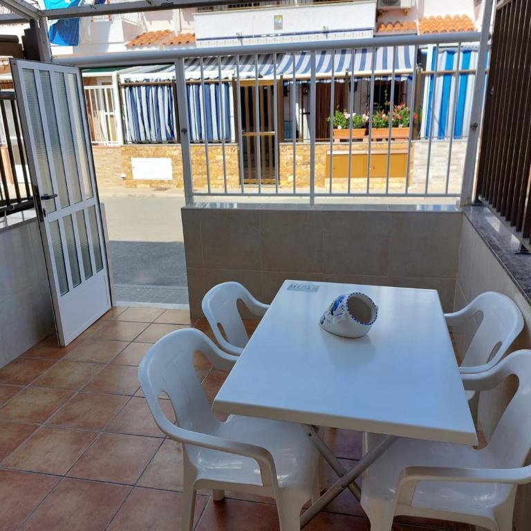 Bungalow Santa Pola playa - Apartamento de 1 dormitorio - 8