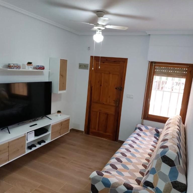 Bungalow Santa Pola playa - Apartamento de 1 dormitorio - 11