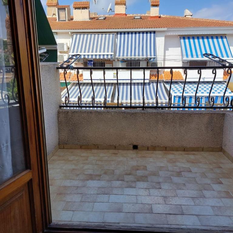 Bungalow Santa Pola playa - Apartamento de 1 dormitorio - 42