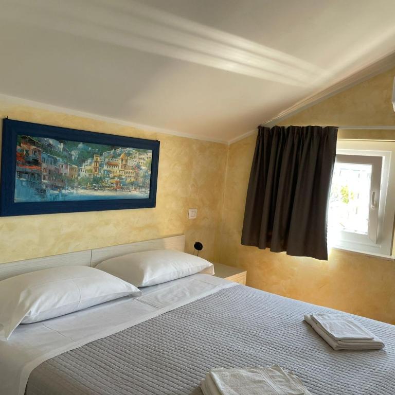 Hotel Hawaii Bed and Coffee - Budget Double or Twin Room - Attic - 5