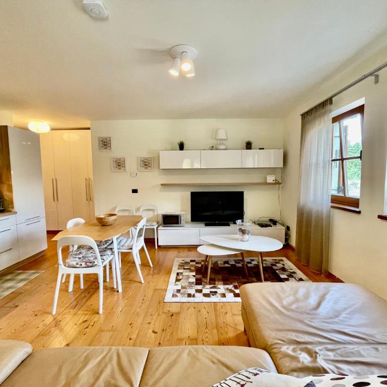 2 Bedroom Ski in Ski Out - Apartment mit 2 Schlafzimmern - 1