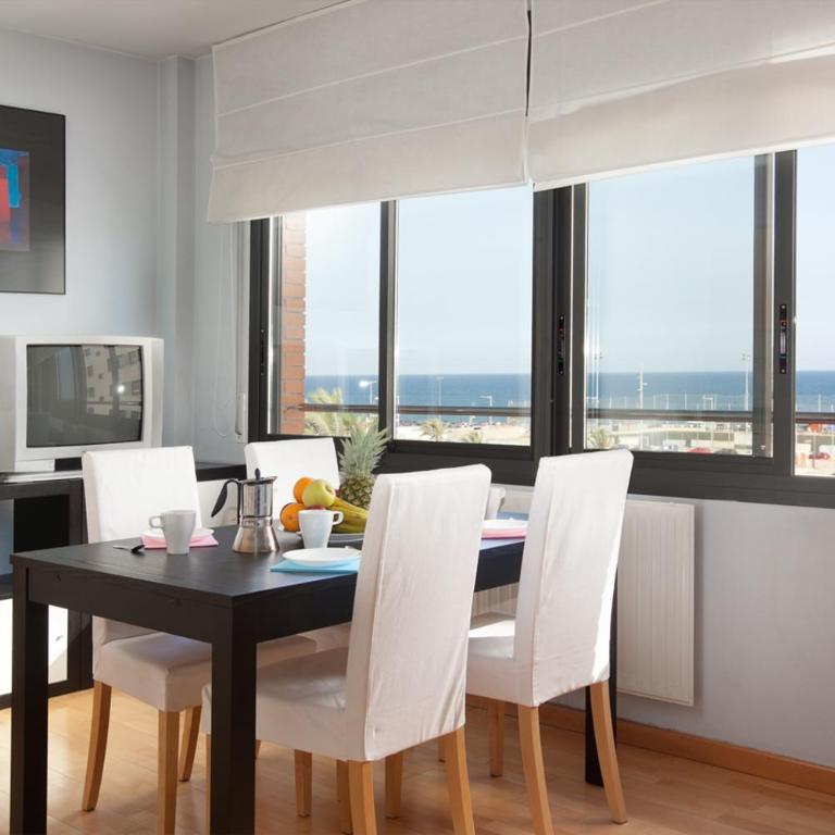 Splash - One-Bedroom Apartment - 1