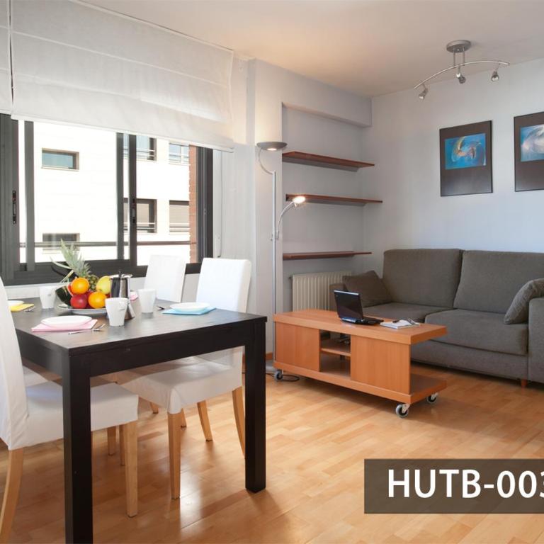 Splash - One-Bedroom Apartment - 3