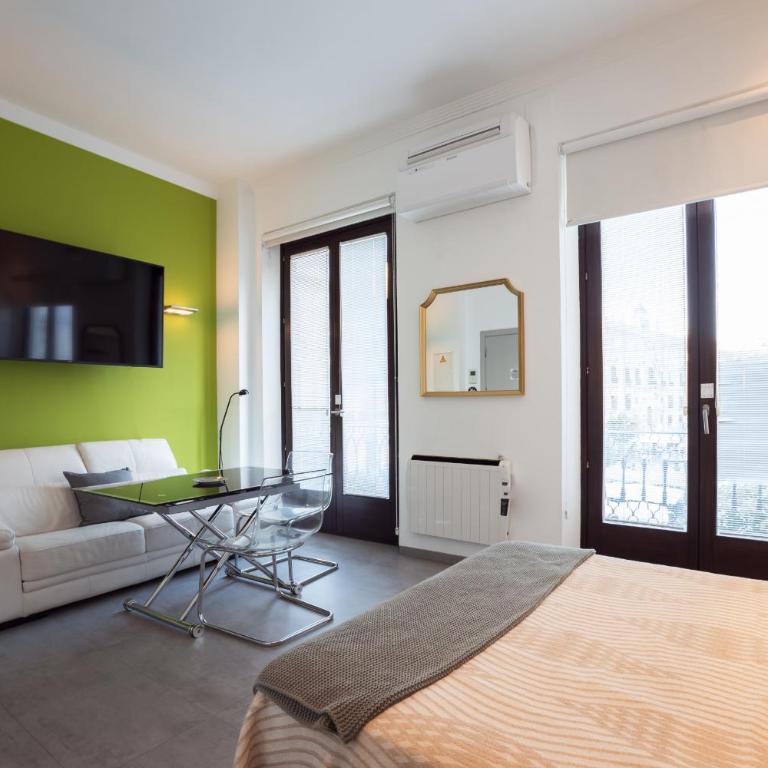 El balcón de la vela by Medina Living - One-Bedroom Apartment - 9