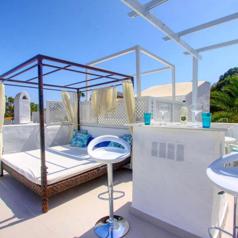 1108 Beachfront 2 apartments with roofterrace 80mtrgt beach 3 pools - Apartamento - 2