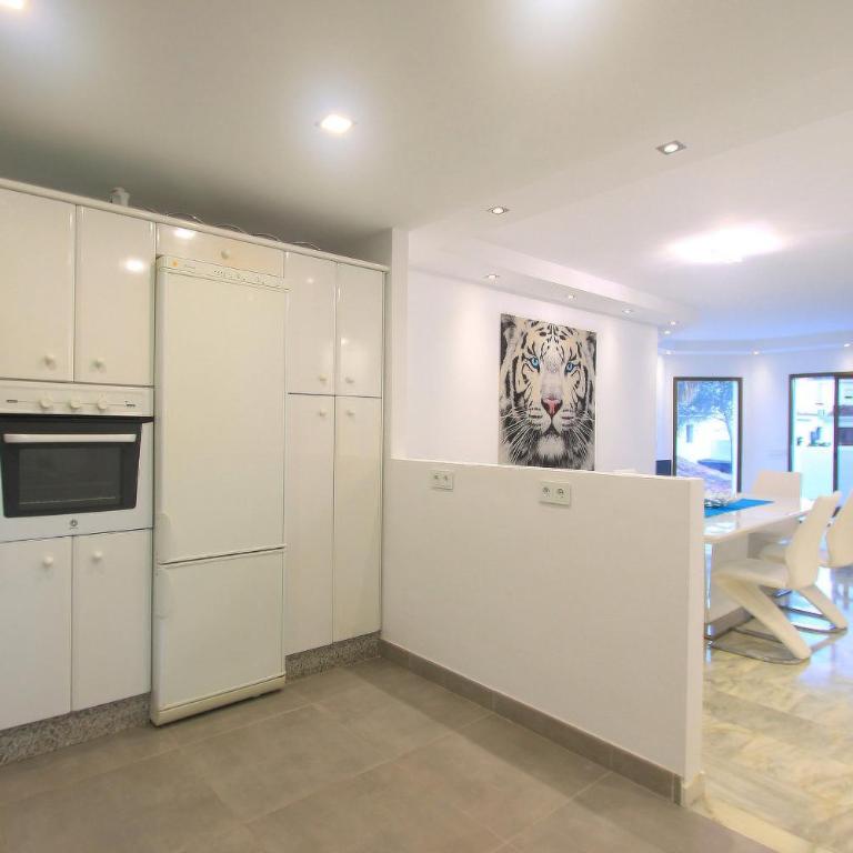1108 Beachfront 2 apartments with roofterrace 80mtrgt beach 3 pools - Apartamento - 9