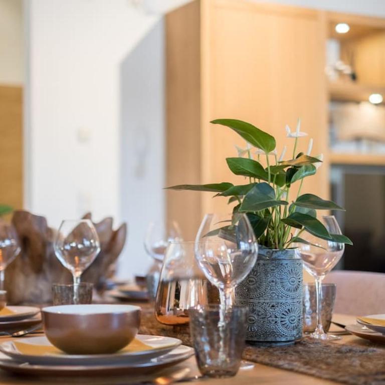 Tauernhaus Sonnblick Top 1 - 13p - 5 kamers - luxe - sauna - uitzicht - Chalet - 21
