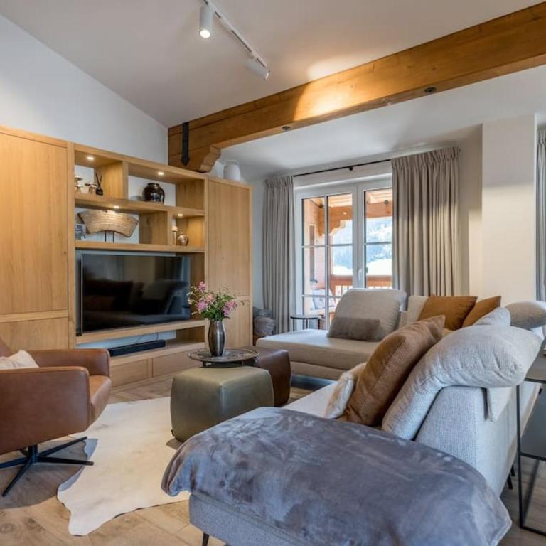 Tauernhaus Sonnblick Top 1 - 13p - 5 kamers - luxe - sauna - uitzicht - Chalet - 47