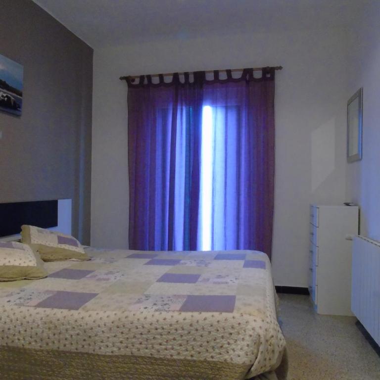 Pensió Torrent - Habitación Doble con balcón - 1 o 2 camas - 1