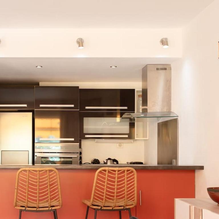C9 Staywizus - 2 BDR 10 min Palais Festivals & Sea - AC, Parking & Balcony - Appartement 2 Chambres - 18