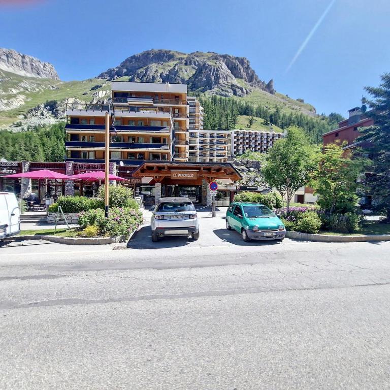 Confortable 3 pièces · Centre · 5 min des pistes · Parking · Wifi - FR-1-518-93 - Apartment - 6