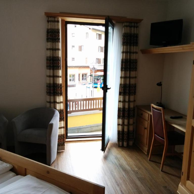 Hotel Terminus - Doppel- oder Zweibettzimmer - 3