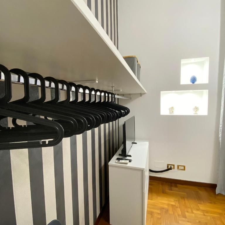 Kamaffari Central Apartment - Appartamento con 2 Camere da Letto - 10