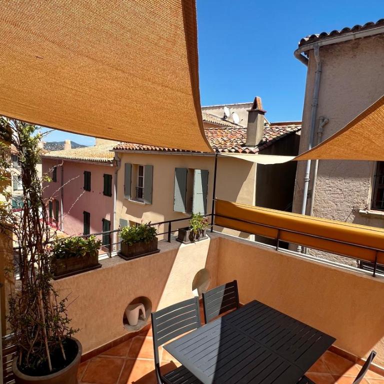 Saint-Tropez Centre - Grand Studio avec terrasse - Appartement 1 Chambre - 3