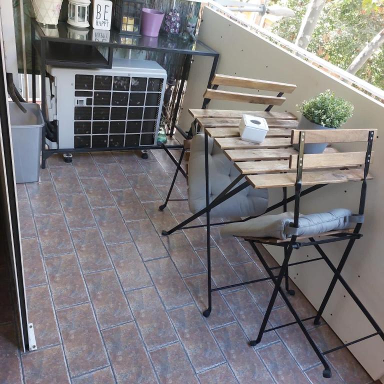 Apartamento tranquilo cerca de la Sagrada Familia - Three-Bedroom Apartment - 12