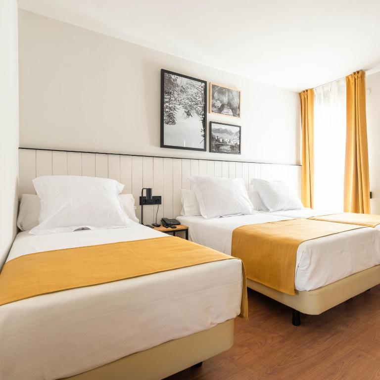 Hotel Viella - Habitación Triple - 4