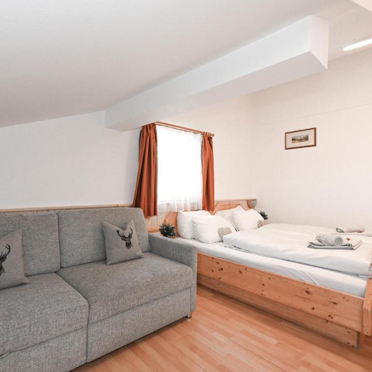 Gasthof Jägerheim - Camera Matrimoniale Deluxe con 1 Letto Supplementare - 1