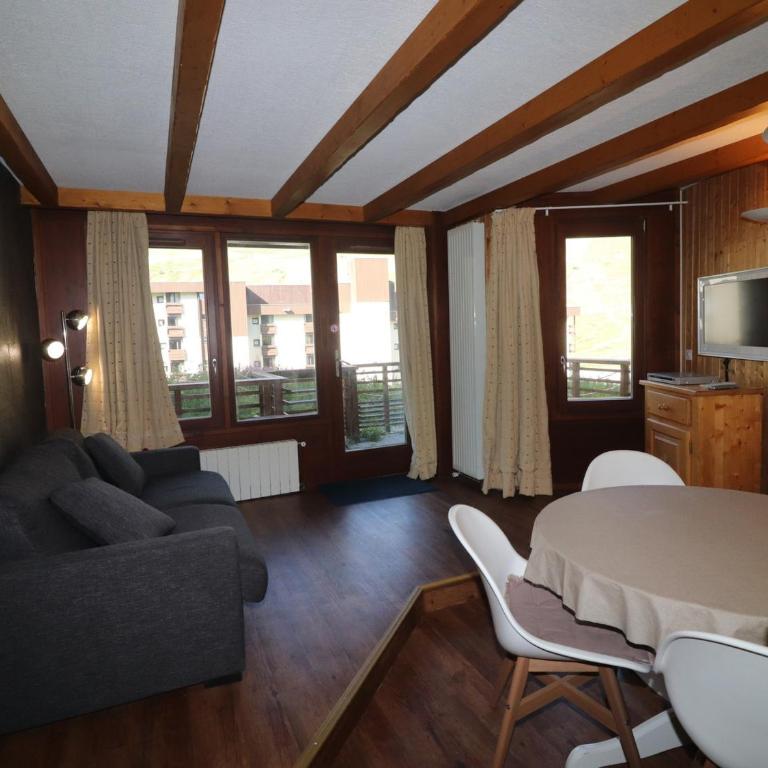 Appartement rénové 3 pièces, skis aux pieds, balcon, WiFi, Val Claret - FR-1-502-369 - Apartment - 3